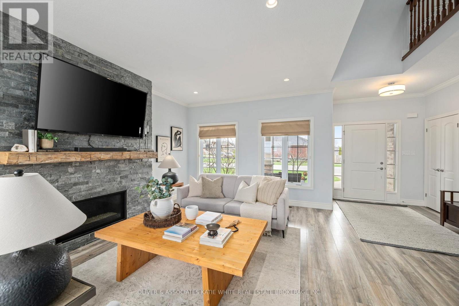 187 Watson Street, Lucan Biddulph, Ontario  N0M 2J0 - Photo 4 - X13006492