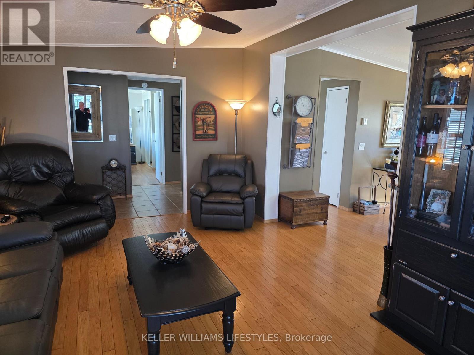 142 Sandbagger Crescent, Bluewater, Ontario  N0M 1G0 - Photo 19 - X13006574