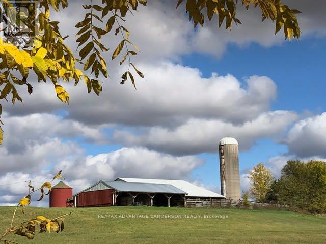 11247 Maple Road, North Middlesex, Ontario  N0M 1A0 - Photo 49 - X13006598