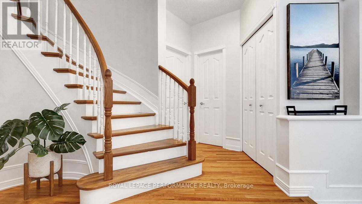 40 Rivergreen Crescent, Ottawa, Ontario  K2M 2W9 - Photo 4 - X13006324