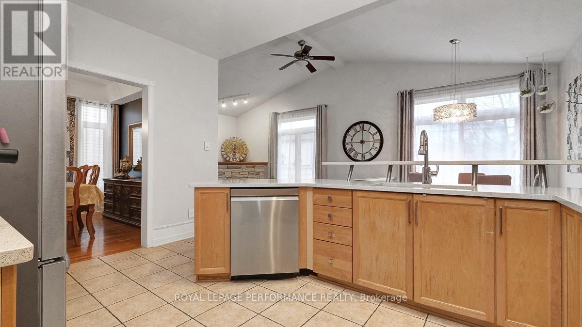 40 Rivergreen Crescent, Ottawa, Ontario  K2M 2W9 - Photo 7 - X13006324