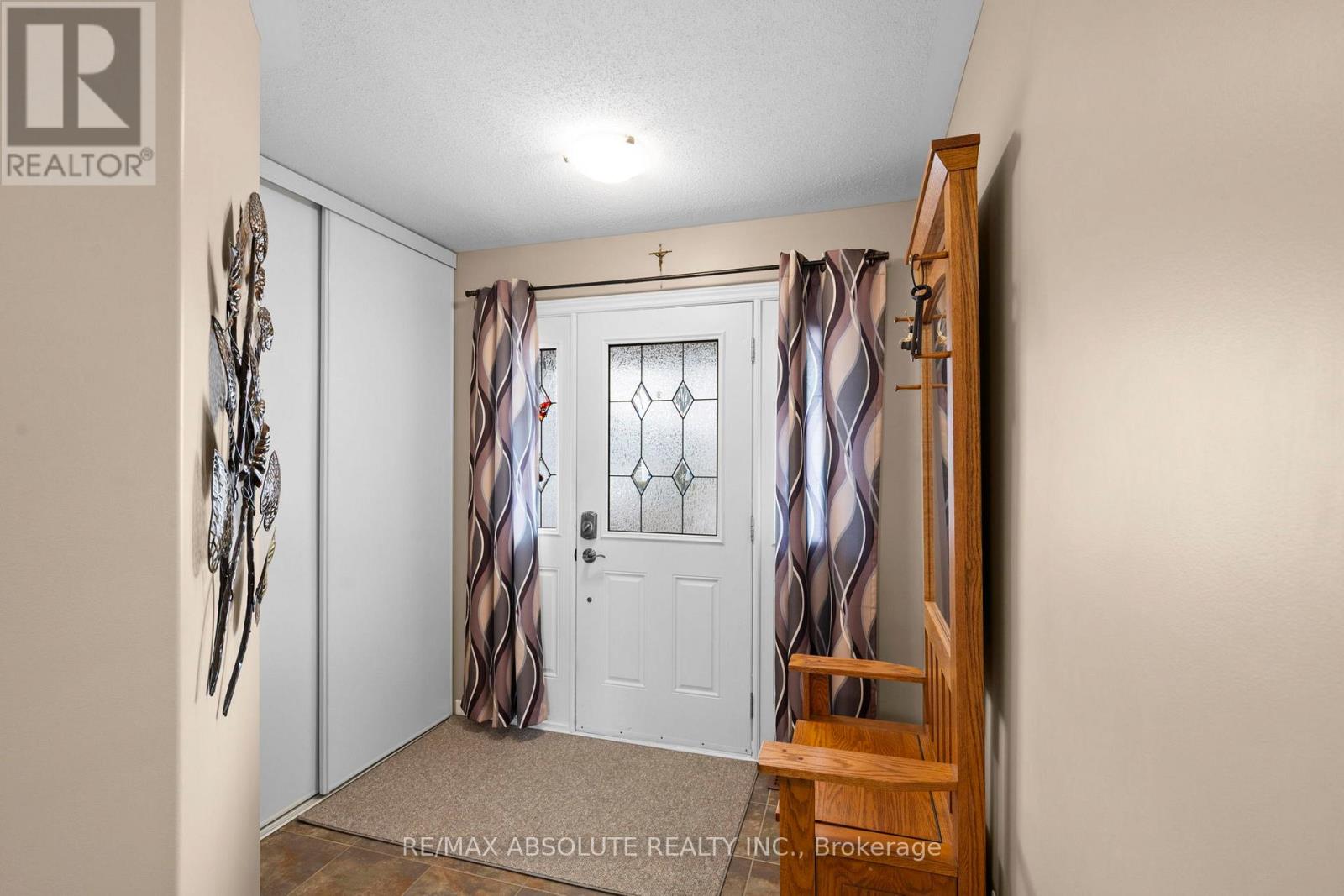 17 Allan Bond Court, Arnprior, Ontario  K7S 0C5 - Photo 2 - X13006394