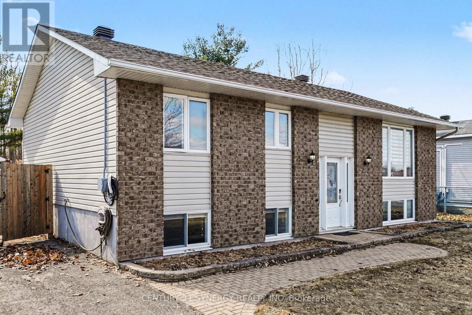 471 Dalrymple Drive, Clarence-Rockland, Ontario  K4K 1G6 - Photo 2 - X13006522