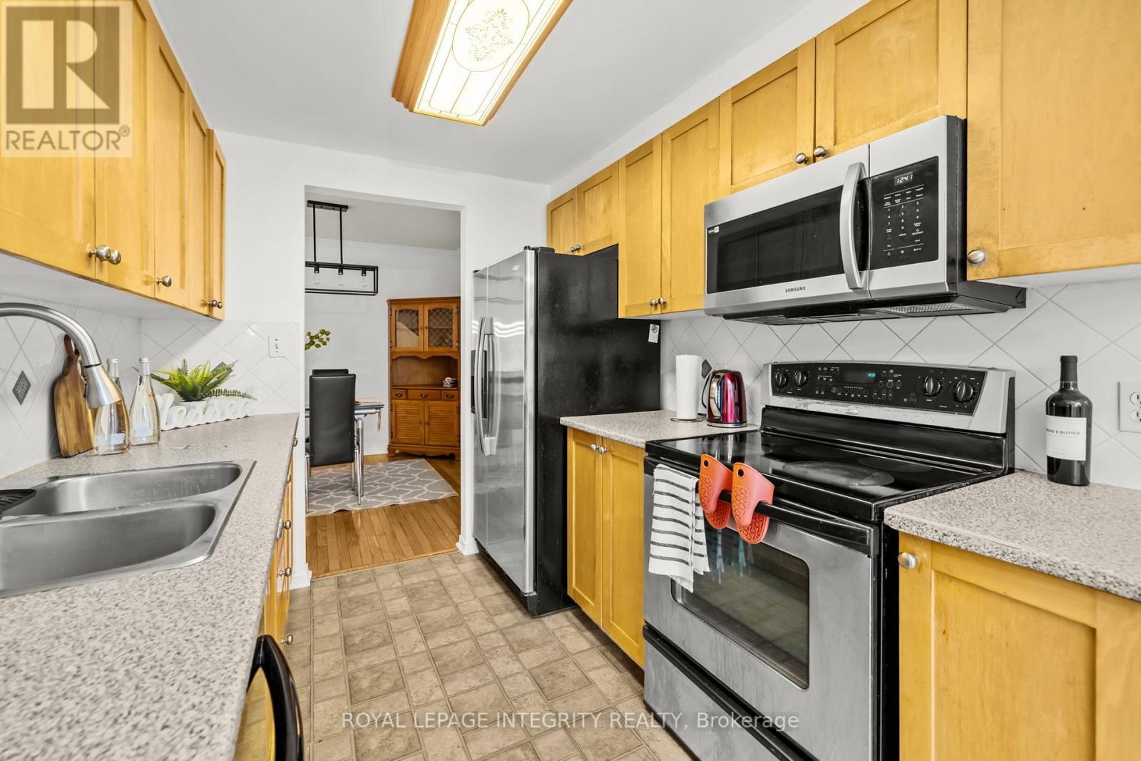 6383 Sablewood Place, Ottawa, Ontario  K1C 7M3 - Photo 11 - X13006584