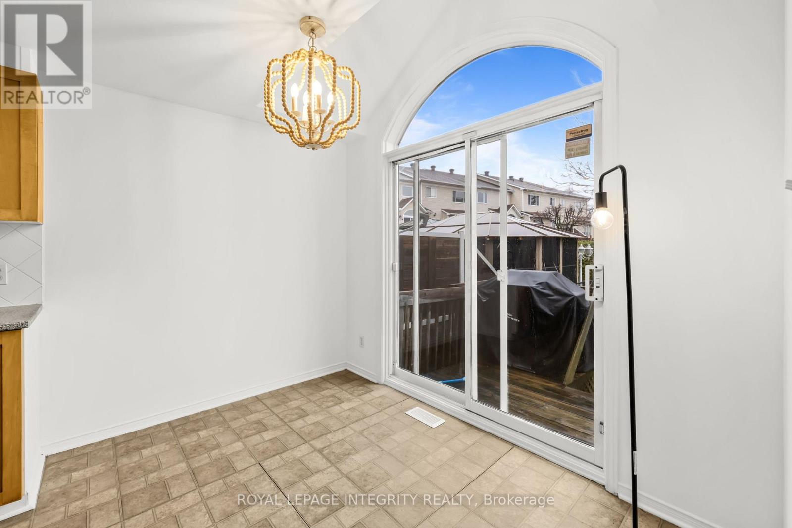 6383 Sablewood Place, Ottawa, Ontario  K1C 7M3 - Photo 15 - X13006584