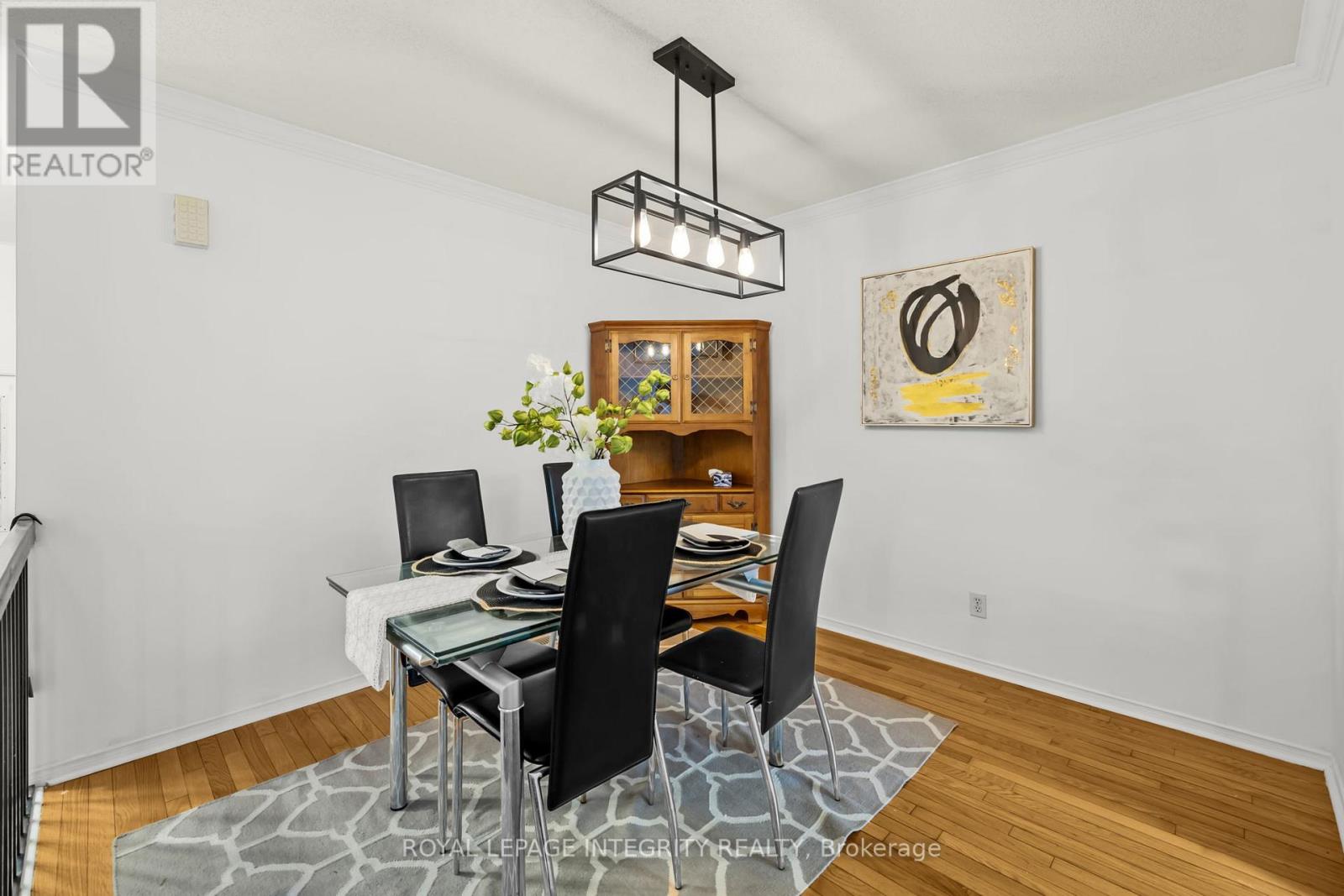 6383 Sablewood Place, Ottawa, Ontario  K1C 7M3 - Photo 5 - X13006584