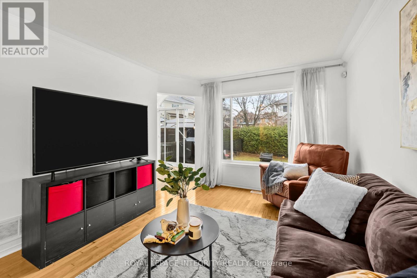 6383 Sablewood Place, Ottawa, Ontario  K1C 7M3 - Photo 9 - X13006584