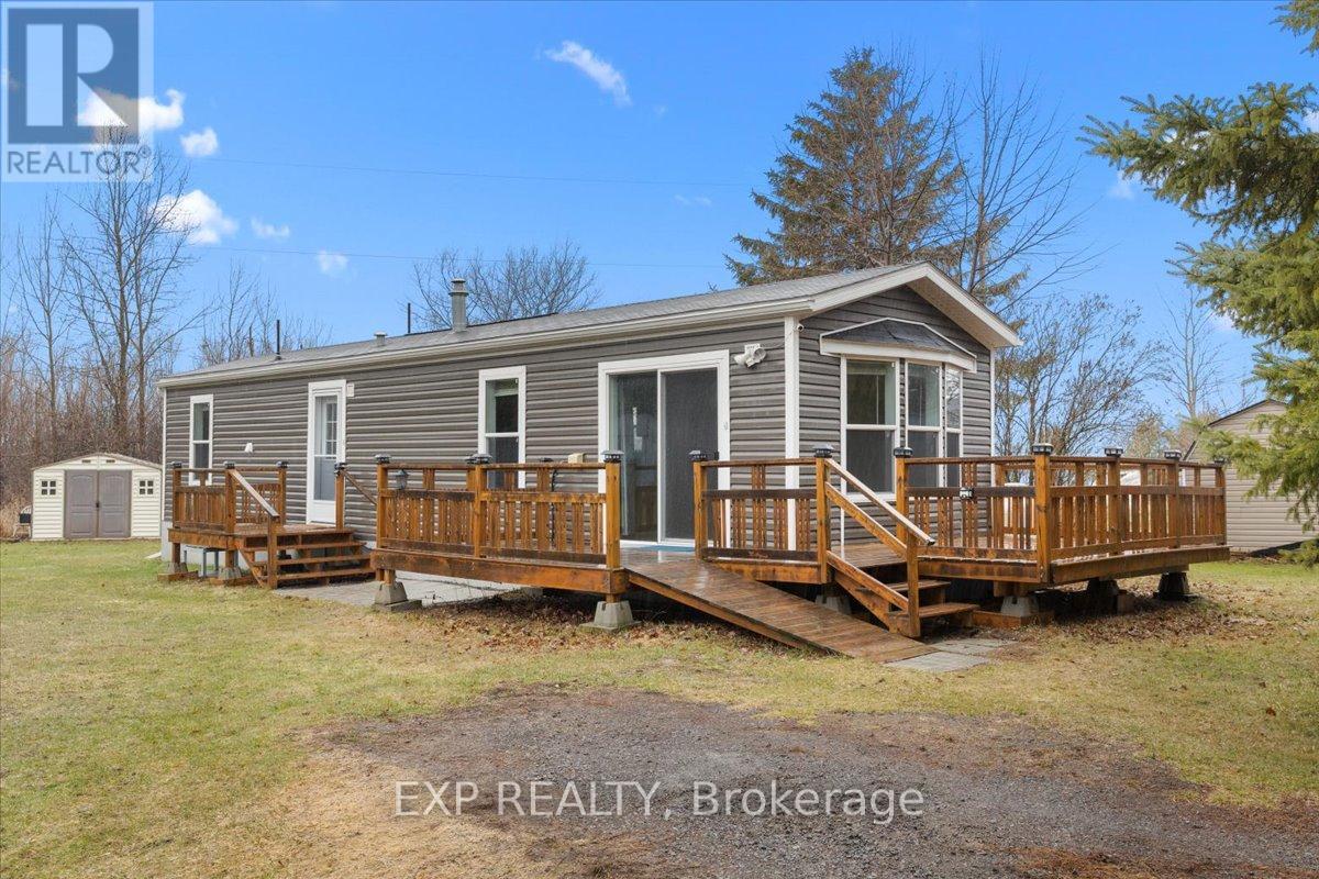 114 HAROLD VALLEY DRIVE, Ottawa, Ontario