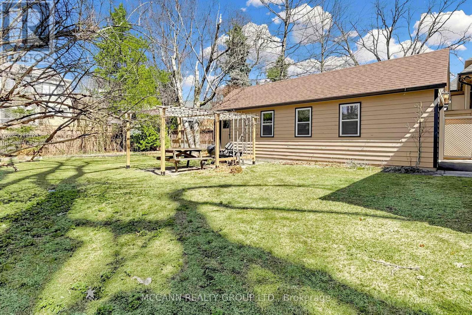 252 Sheldrake Boulevard, Toronto, Ontario  M4P 2B6 - Photo 44 - C12992980