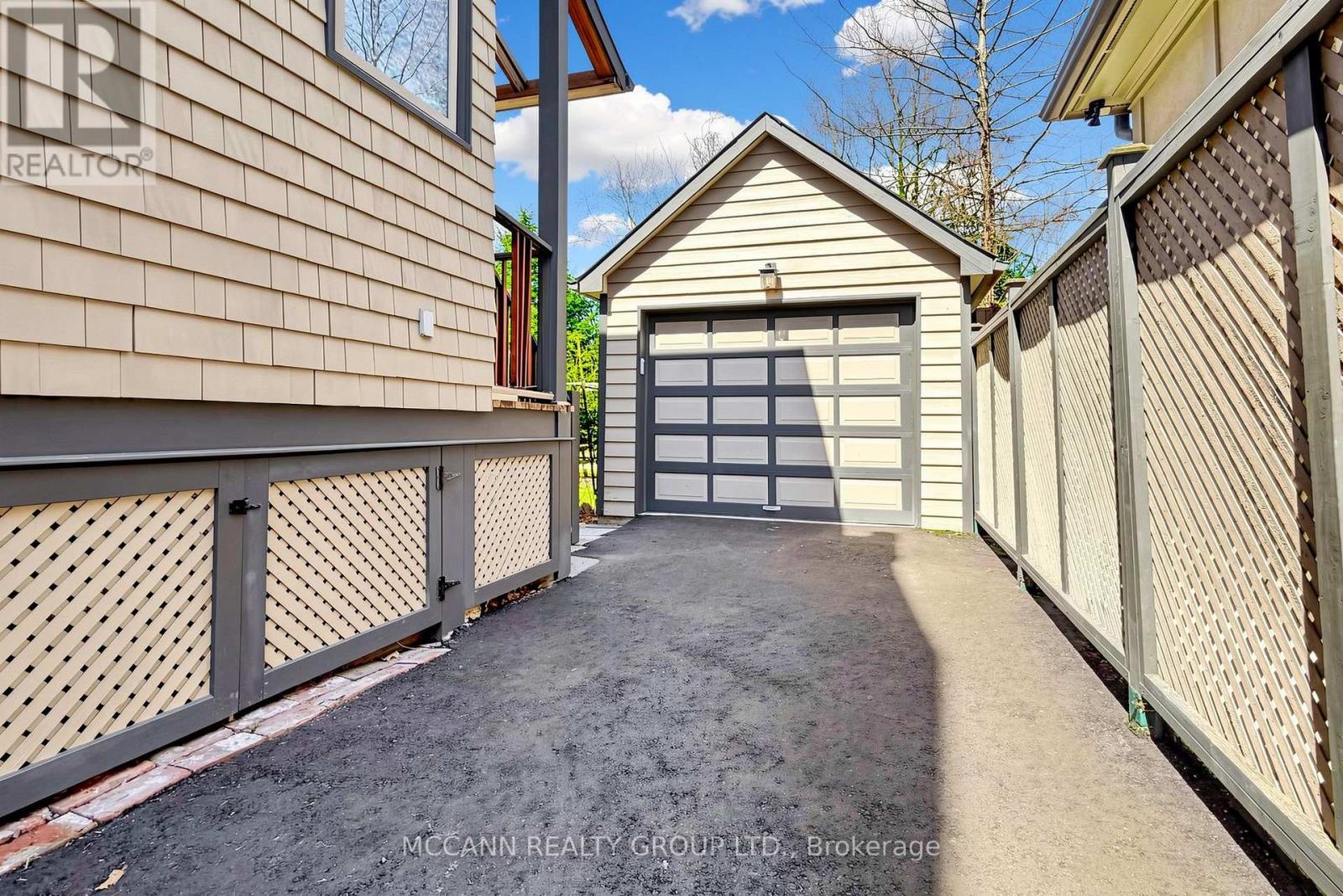 252 Sheldrake Boulevard, Toronto, Ontario  M4P 2B6 - Photo 45 - C12992980