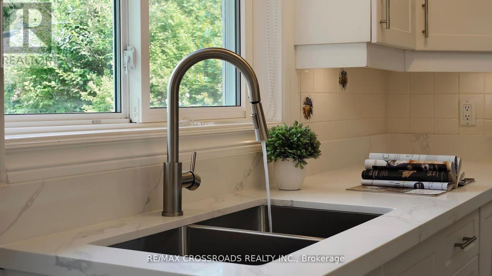 47 Flavian Crescent, Toronto, Ontario  M2H 1V8 - Photo 16 - C13006332