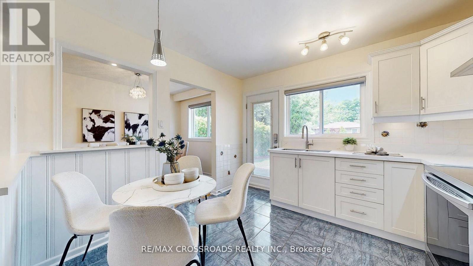 47 Flavian Crescent, Toronto, Ontario  M2H 1V8 - Photo 18 - C13006332