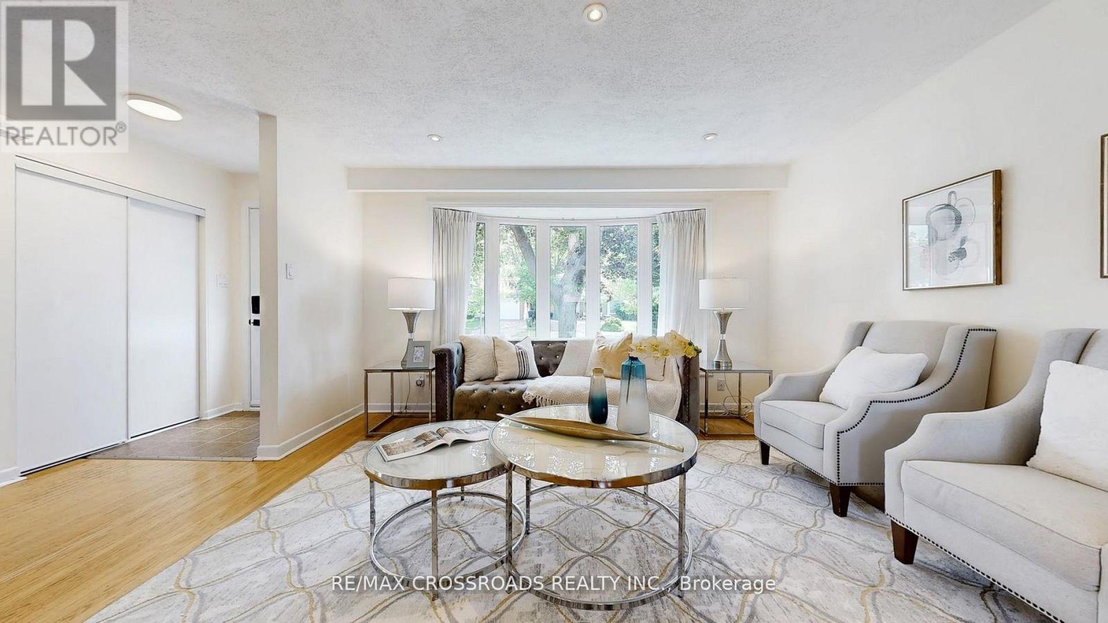 47 Flavian Crescent, Toronto, Ontario  M2H 1V8 - Photo 5 - C13006332