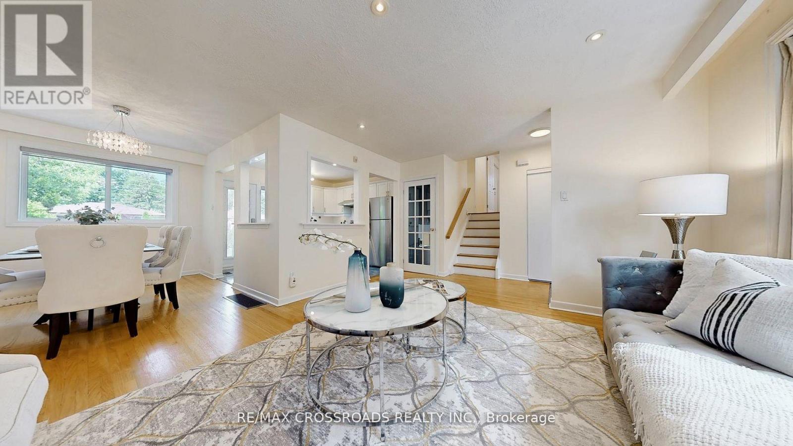 47 Flavian Crescent, Toronto, Ontario  M2H 1V8 - Photo 8 - C13006332