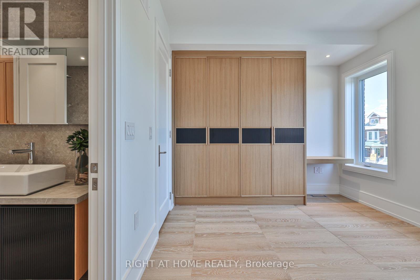 444 Roxton Road, Toronto, Ontario  M6G 3R4 - Photo 18 - C13006338