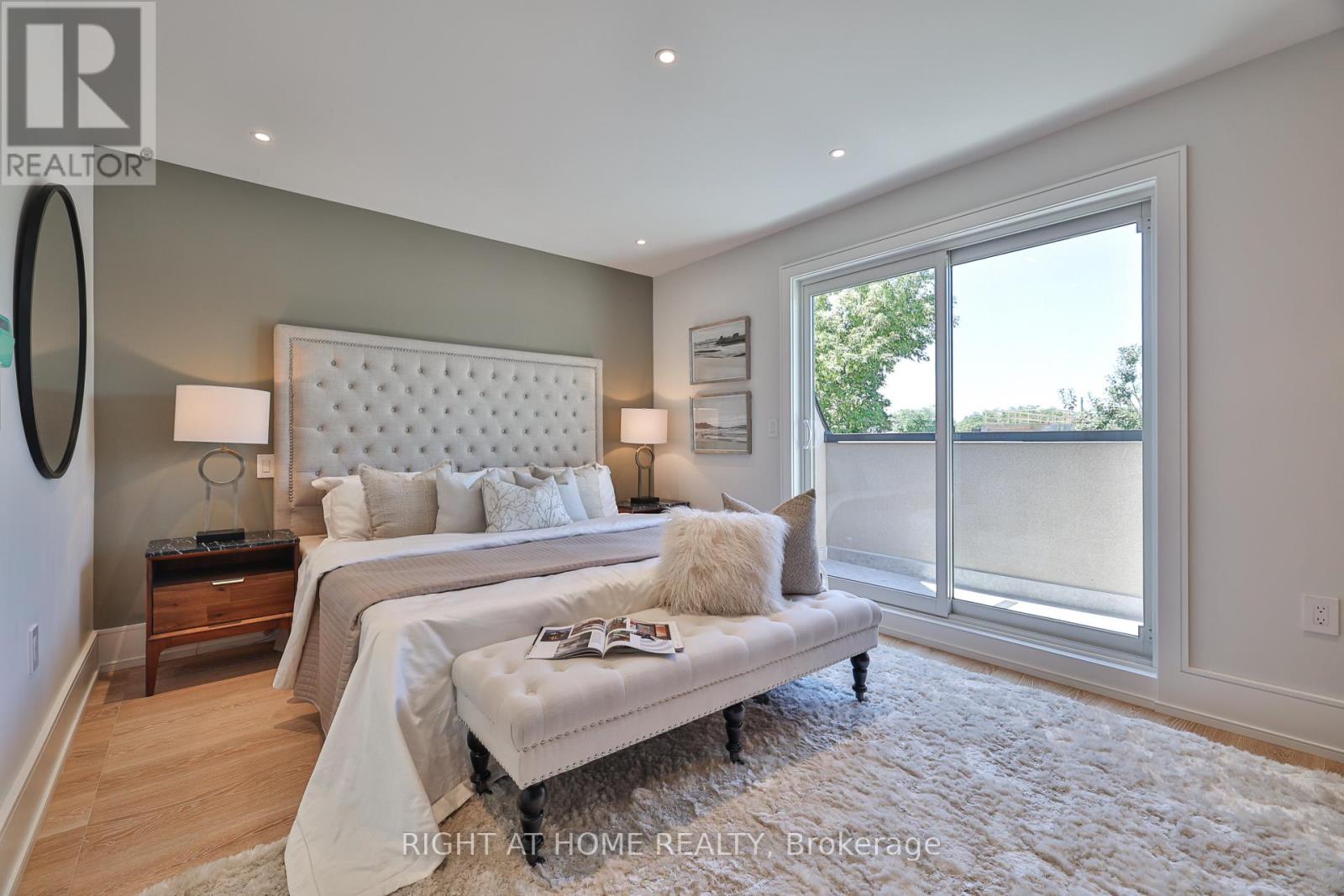 444 Roxton Road, Toronto, Ontario  M6G 3R4 - Photo 24 - C13006338