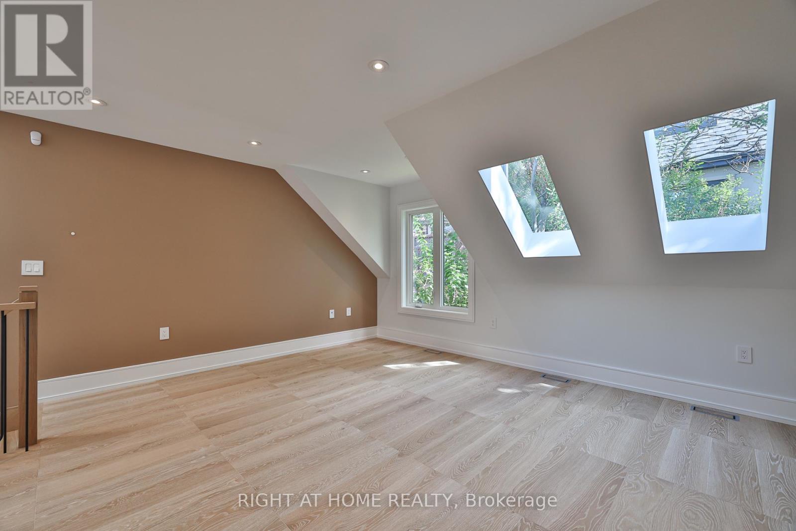 444 Roxton Road, Toronto, Ontario  M6G 3R4 - Photo 45 - C13006338