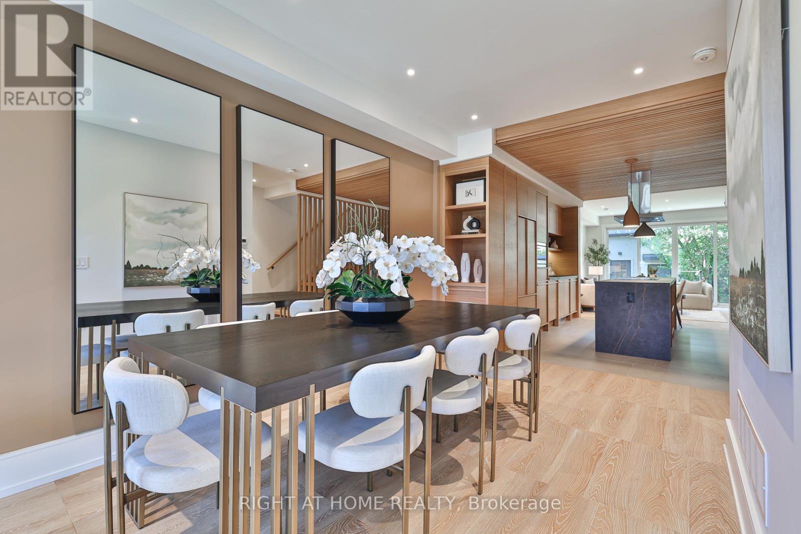 444 Roxton Road, Toronto, Ontario  M6G 3R4 - Photo 7 - C13006338