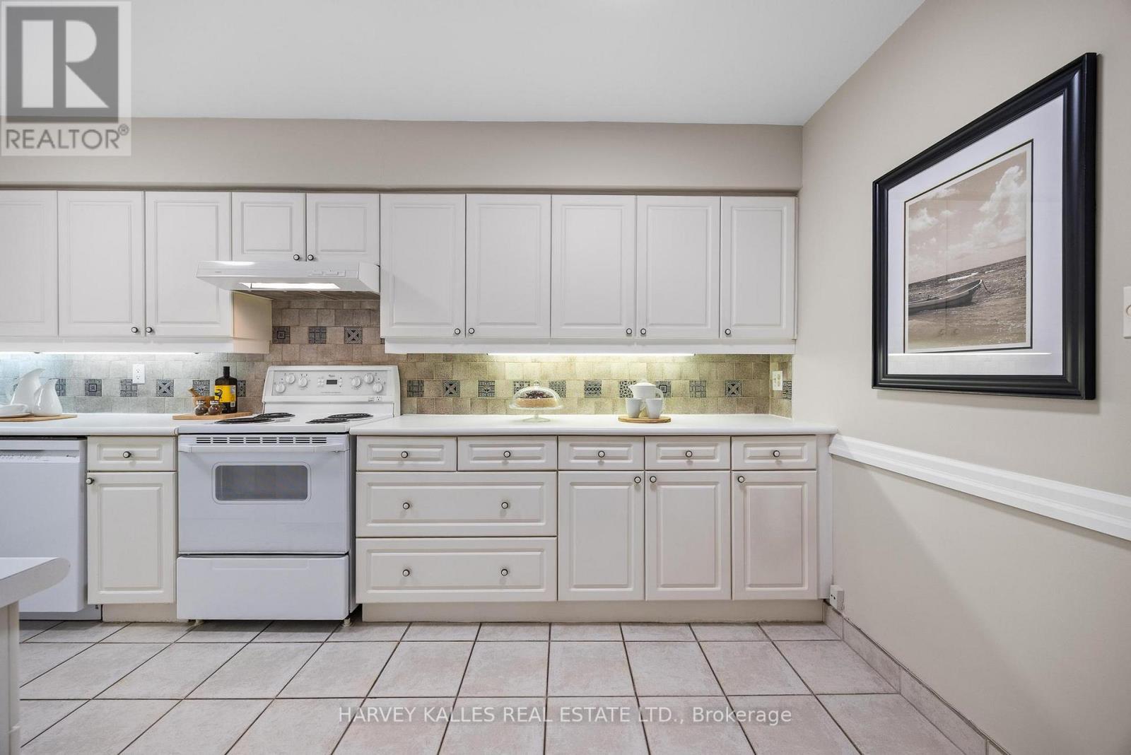 407 - 350 Lonsdale Road, Toronto, Ontario  M5P 1R6 - Photo 14 - C13006382