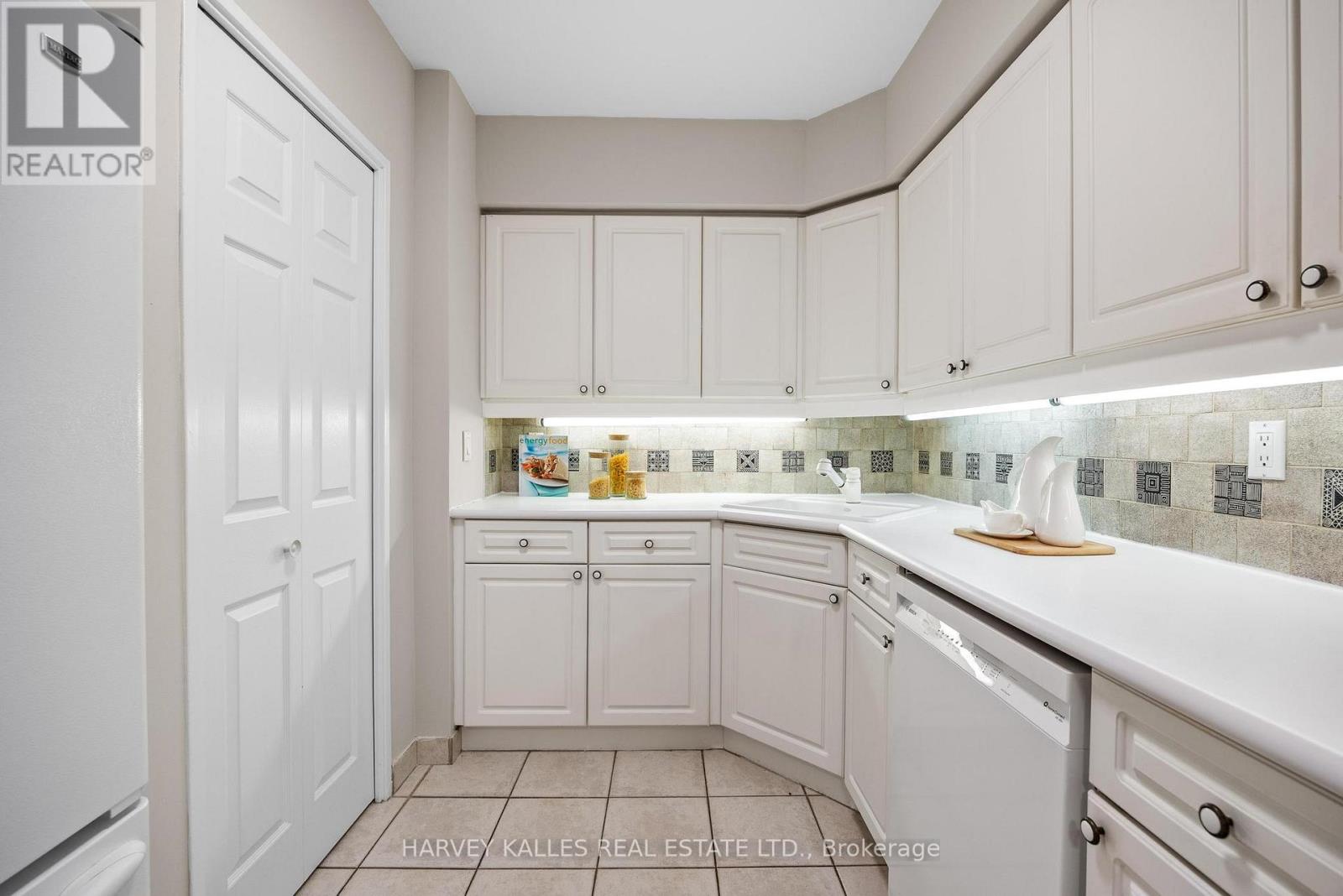 407 - 350 Lonsdale Road, Toronto, Ontario  M5P 1R6 - Photo 17 - C13006382