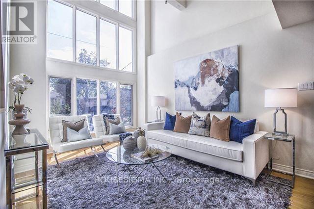 Main - 116 Cranbrooke Avenue, Toronto, Ontario  M5M 1M7 - Photo 2 - C13006552