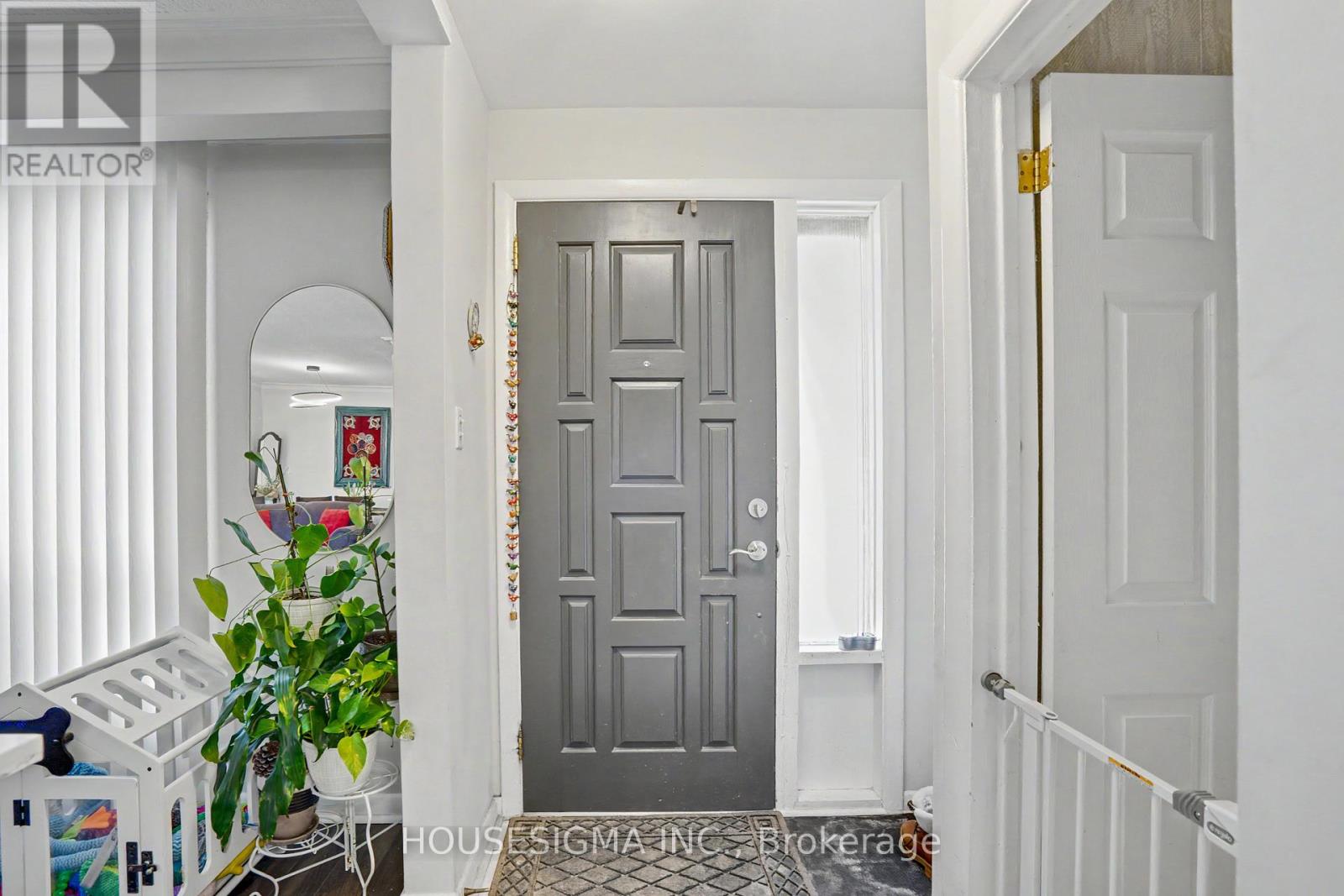 257 Olive Avenue, Toronto, Ontario M2N 4P5 - Photo 4 - C13006558