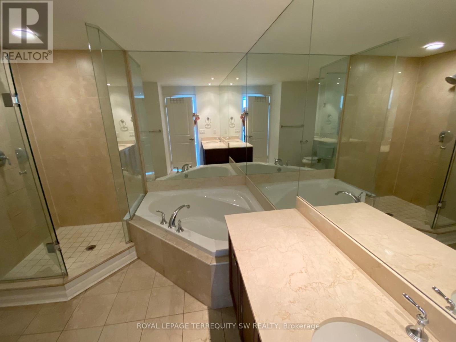 1608 - 628 Fleet Street, Toronto, Ontario  M5V 1A8 - Photo 7 - C13006562