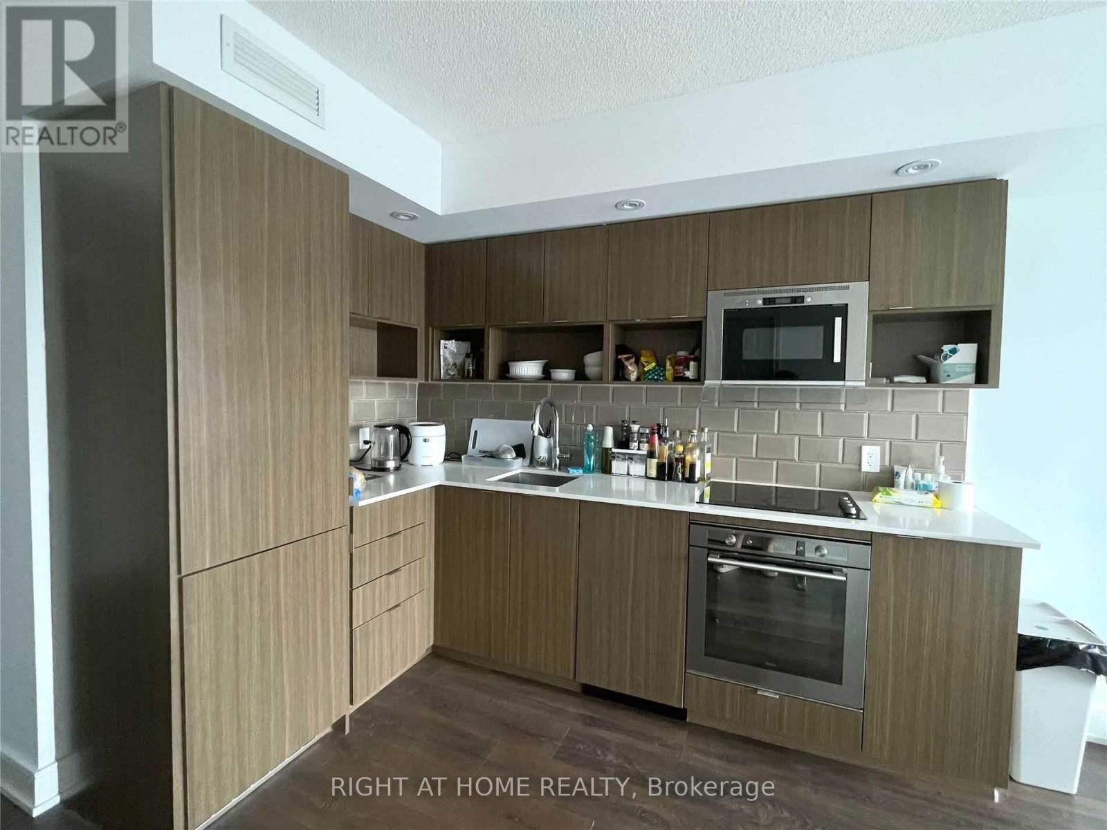 2309 - 89 Mcgill Street, Toronto, Ontario  M5B 0B1 - Photo 2 - C13006588