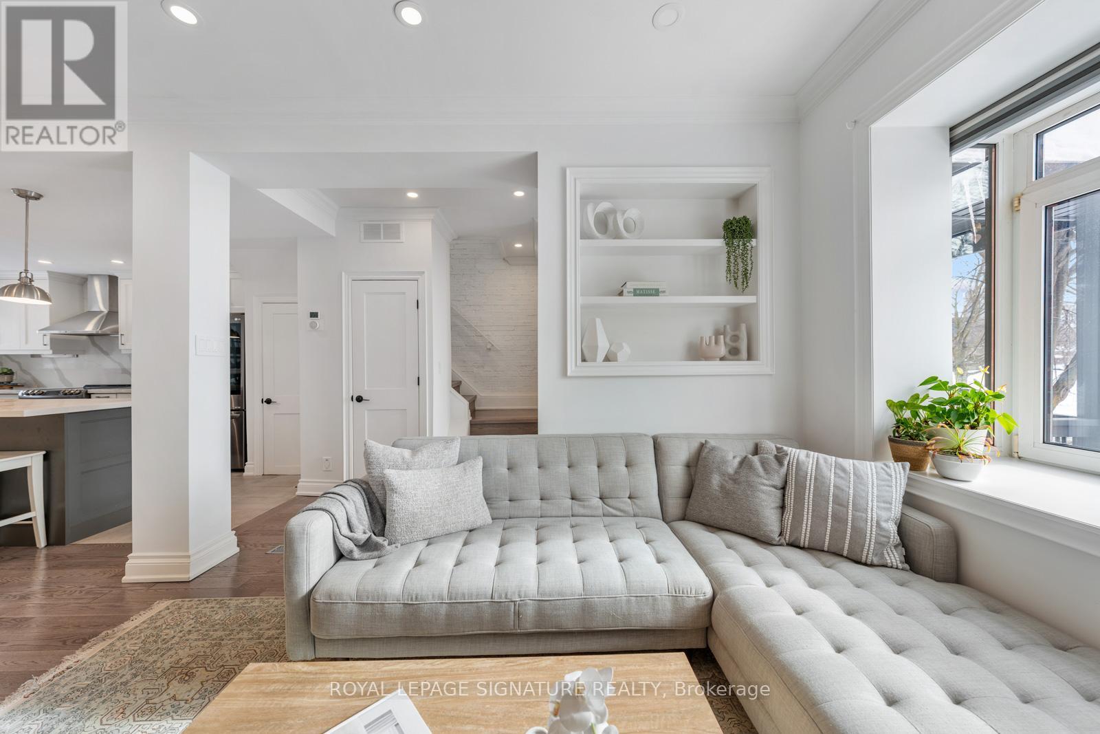 238 Roselawn Avenue, Toronto, Ontario  M4R 1E9 - Photo 3 - C13006650