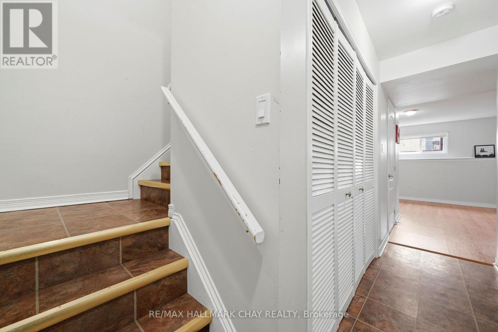10 Parkside Crescent, Essa, Ontario  L0M 1B3 - Photo 32 - N13006232