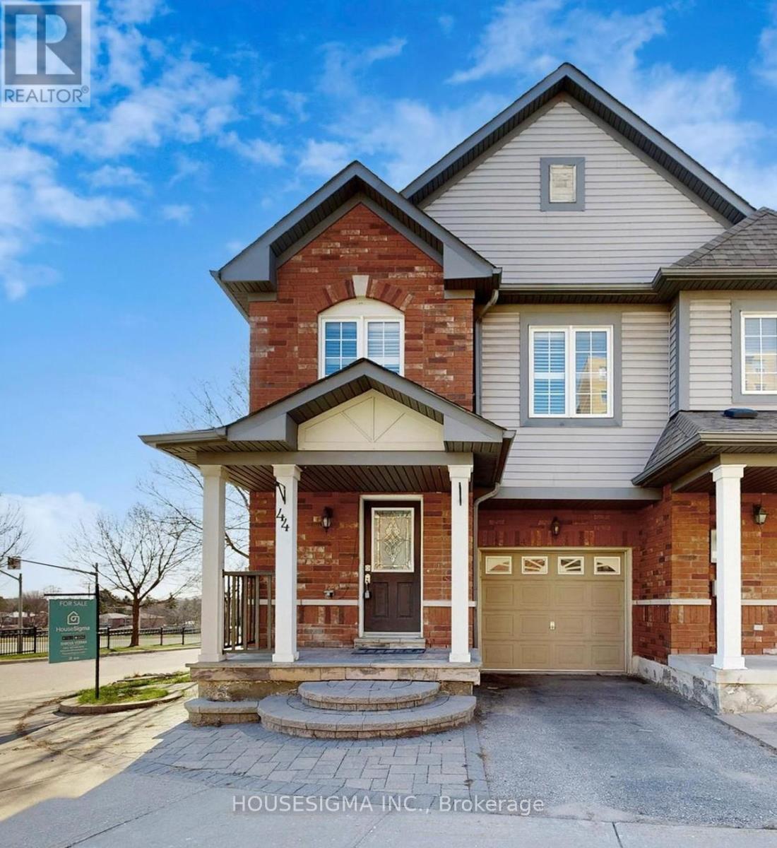 44 VENTURA LANE, Ajax, Ontario