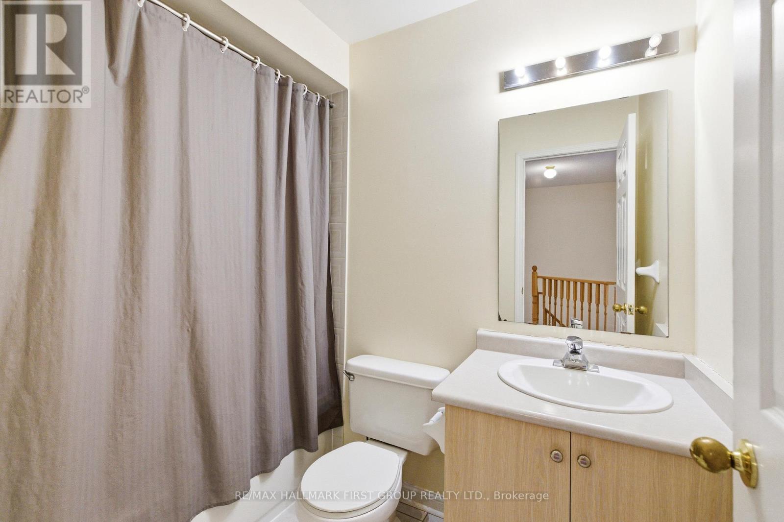 32 Samandria Avenue, Whitby, Ontario  L1R 2Z7 - Photo 17 - E13006630