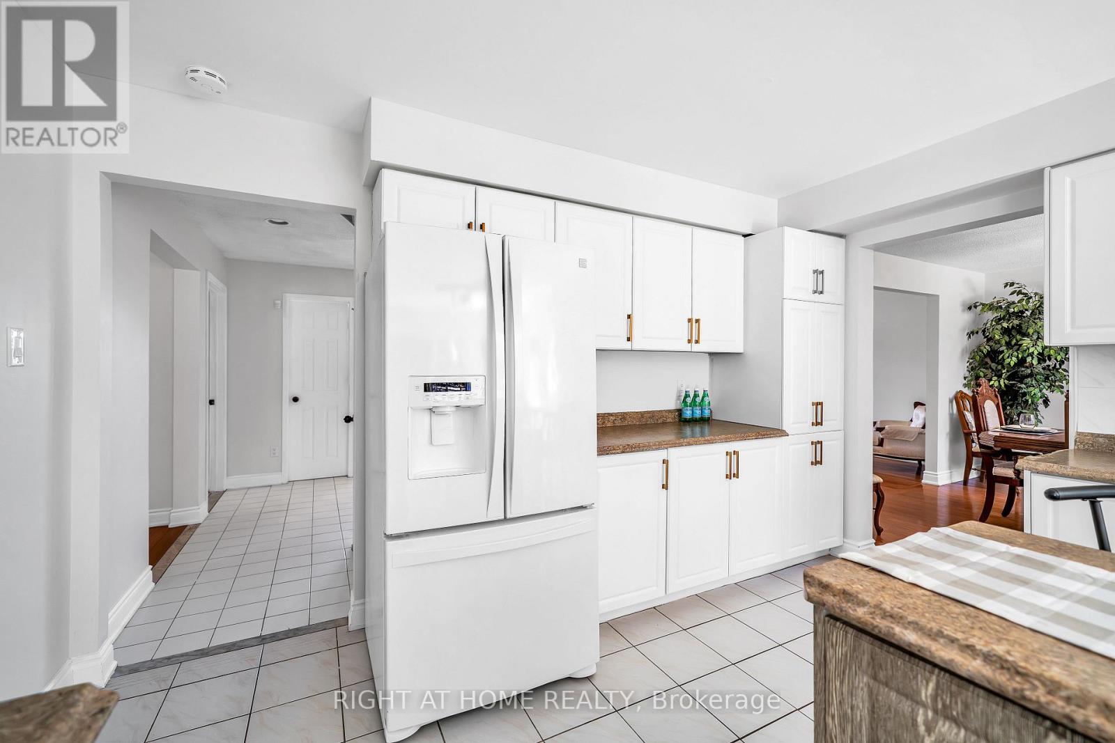 1657 Dellbrook Avenue, Pickering, Ontario  L1X 2E7 - Photo 15 - E13006654