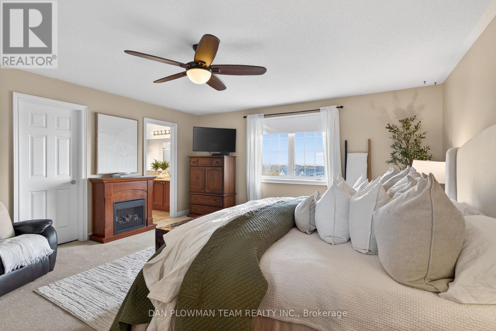 1609 Badgley Drive, Oshawa, Ontario  L1K 0H2 - Photo 18 - E13006704