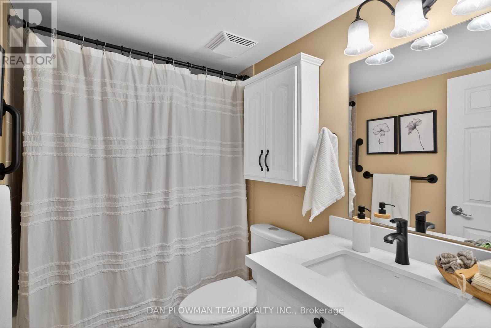 1609 Badgley Drive, Oshawa, Ontario  L1K 0H2 - Photo 34 - E13006704