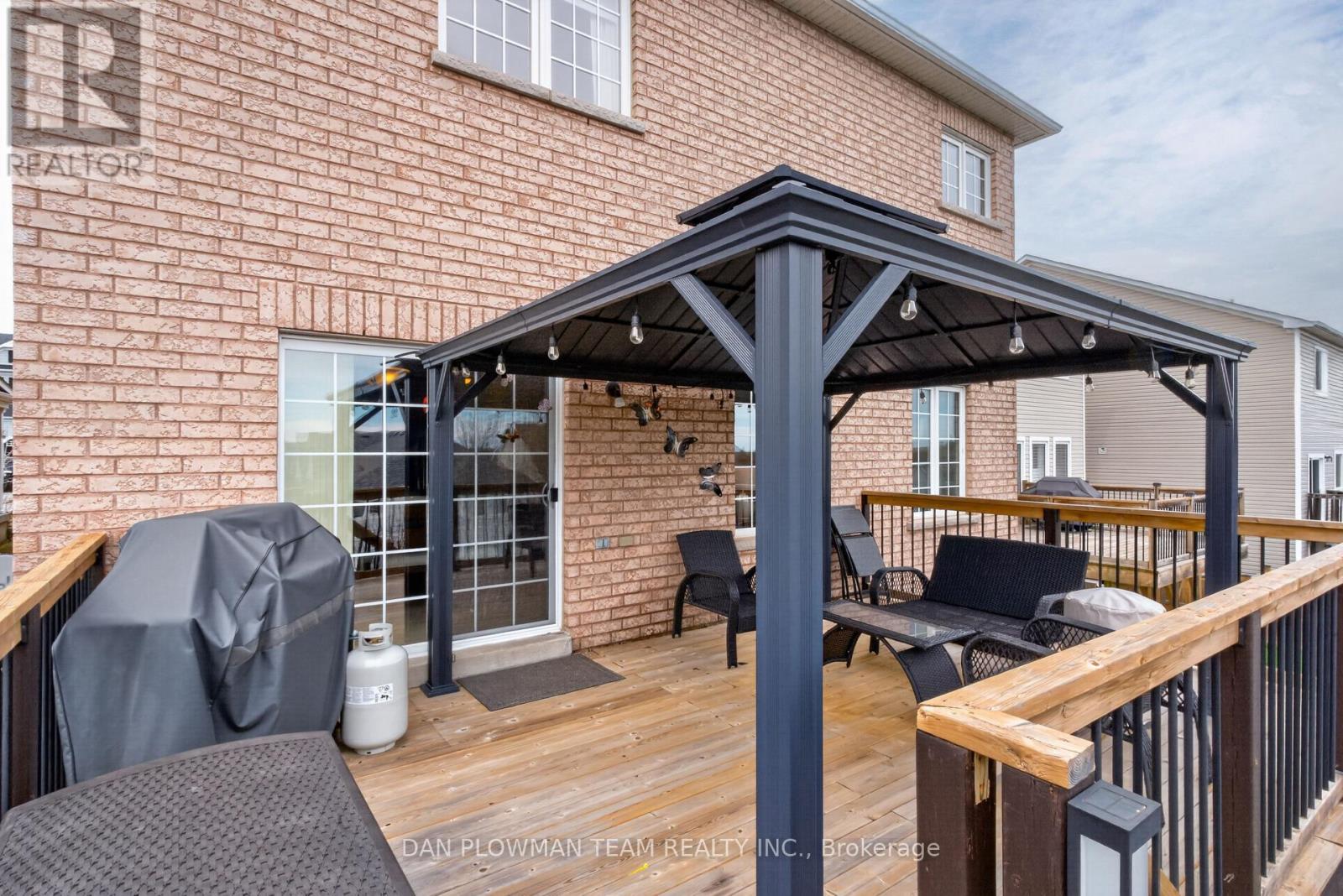 1609 Badgley Drive, Oshawa, Ontario  L1K 0H2 - Photo 43 - E13006704