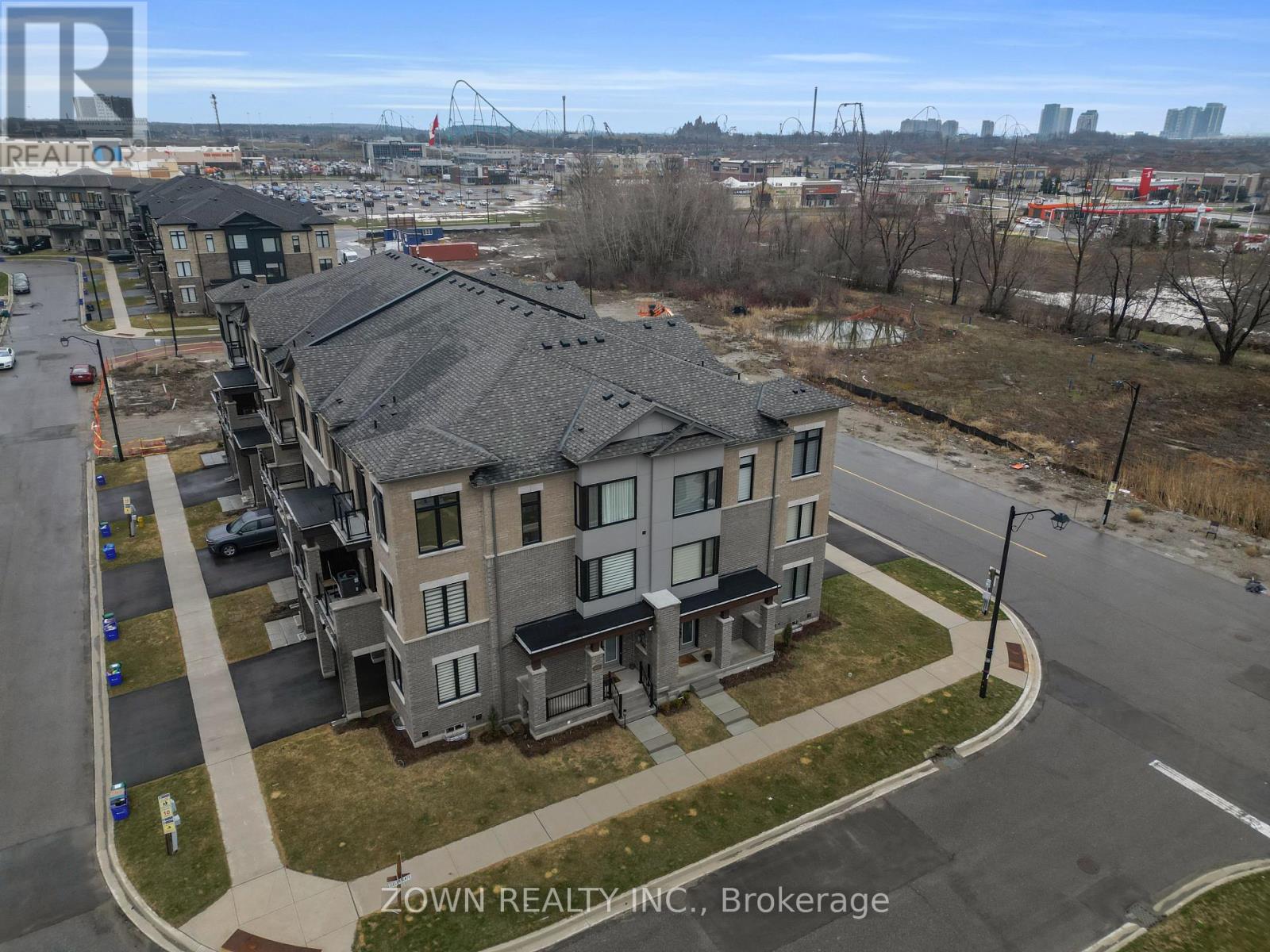 3 Tennant Circle, Vaughan, Ontario  L4H 5L2 - Photo 2 - N13005006