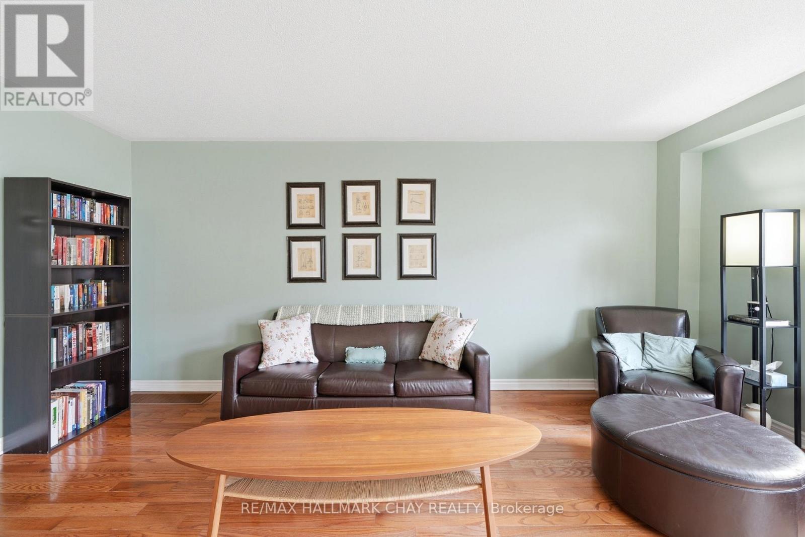 10 Parkside Crescent, Essa, Ontario  L0M 1B3 - Photo 10 - N13006232