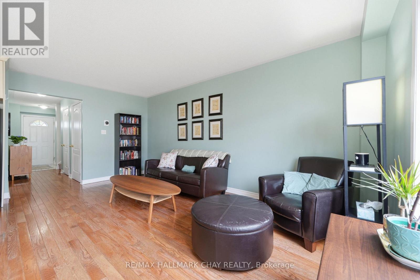 10 Parkside Crescent, Essa, Ontario  L0M 1B3 - Photo 11 - N13006232