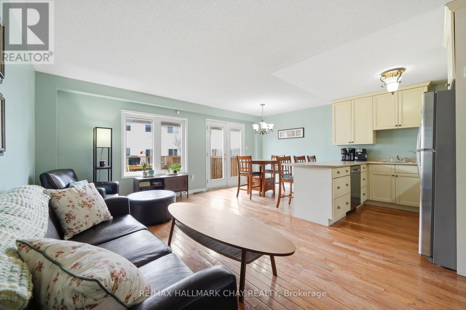 10 Parkside Crescent, Essa, Ontario  L0M 1B3 - Photo 12 - N13006232