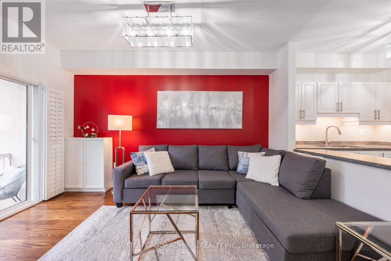 102 - 9944 Keele Street, Vaughan, Ontario L6A 3Z4 - Photo 4 - N12995130