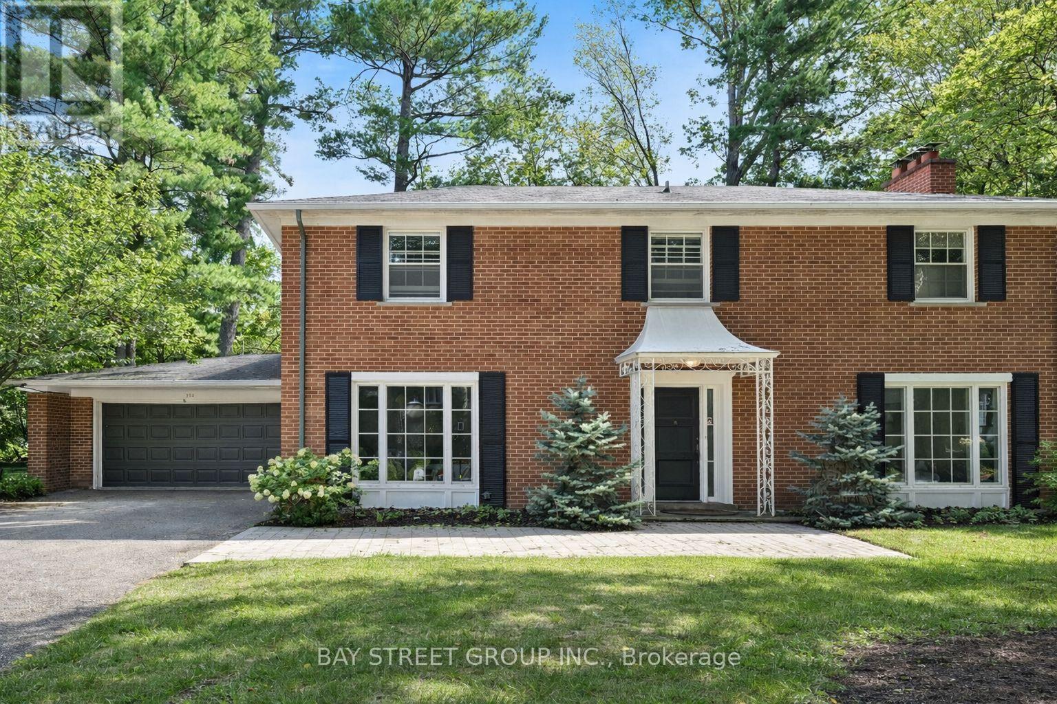 178 BREEZY PINES DRIVE, Mississauga, Ontario