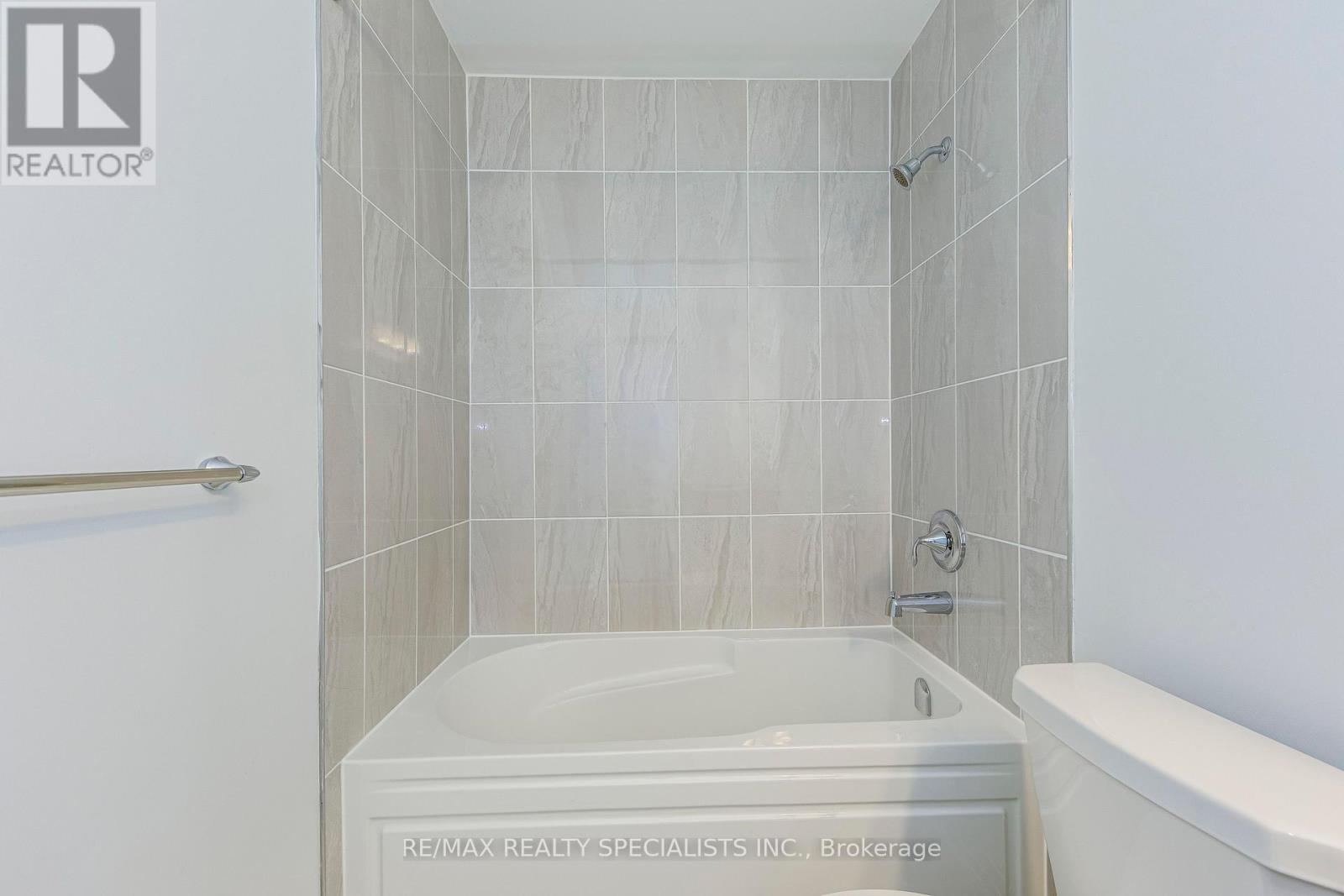 120 - 480 Gordon Krantz Avenue, Milton, Ontario L9E 1Z4 - Photo 19 - W12861002