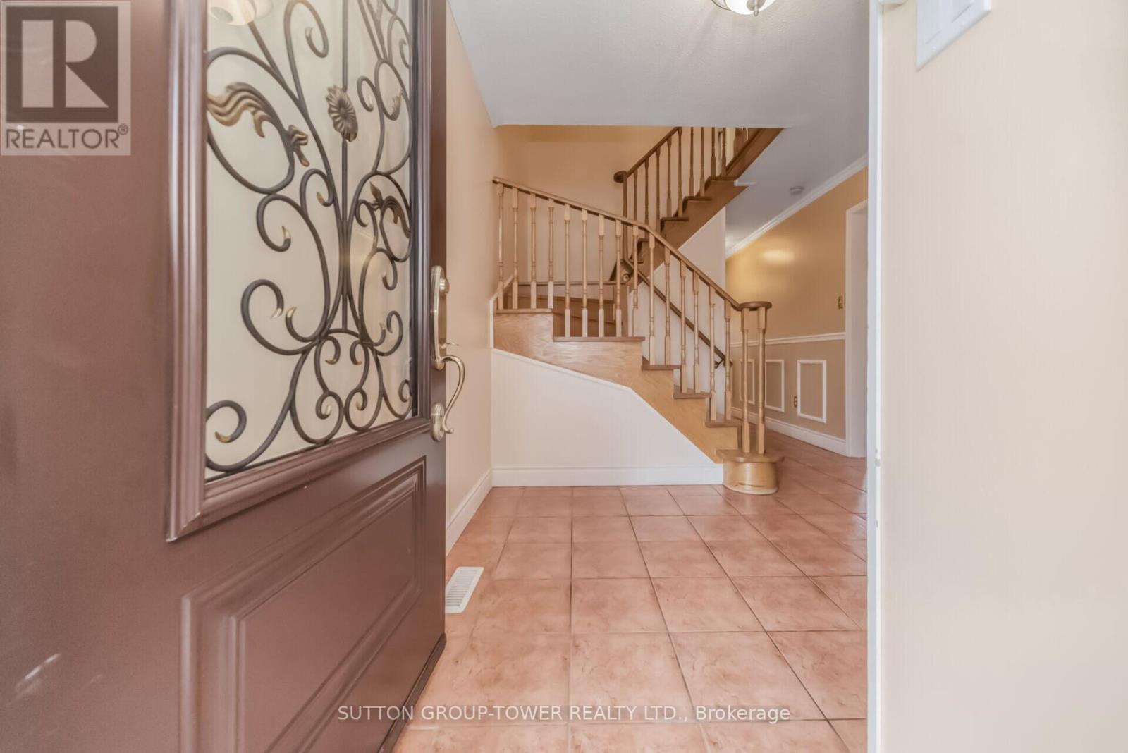 3 Arthurs Crescent, Brampton, Ontario  L6Y 4Y5 - Photo 5 - W13003884