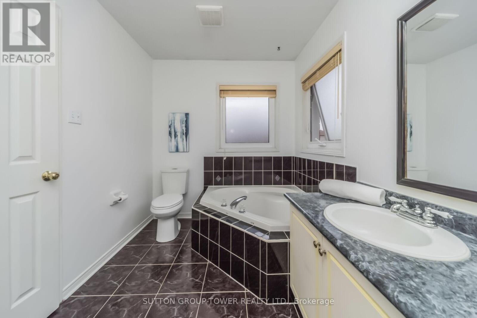 3 Arthurs Crescent, Brampton, Ontario  L6Y 4Y5 - Photo 35 - W13003884