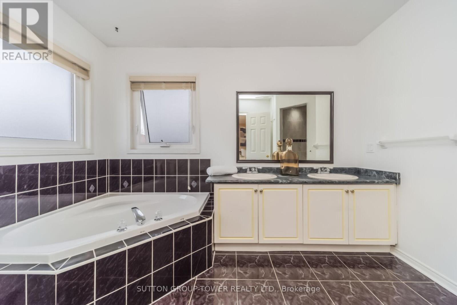 3 Arthurs Crescent, Brampton, Ontario  L6Y 4Y5 - Photo 33 - W13003884