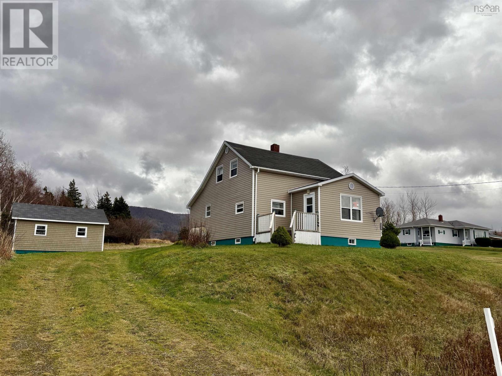 1266 Back Road, Chéticamp, Nova Scotia  B0E 1H0 - Photo 3 - 202528610