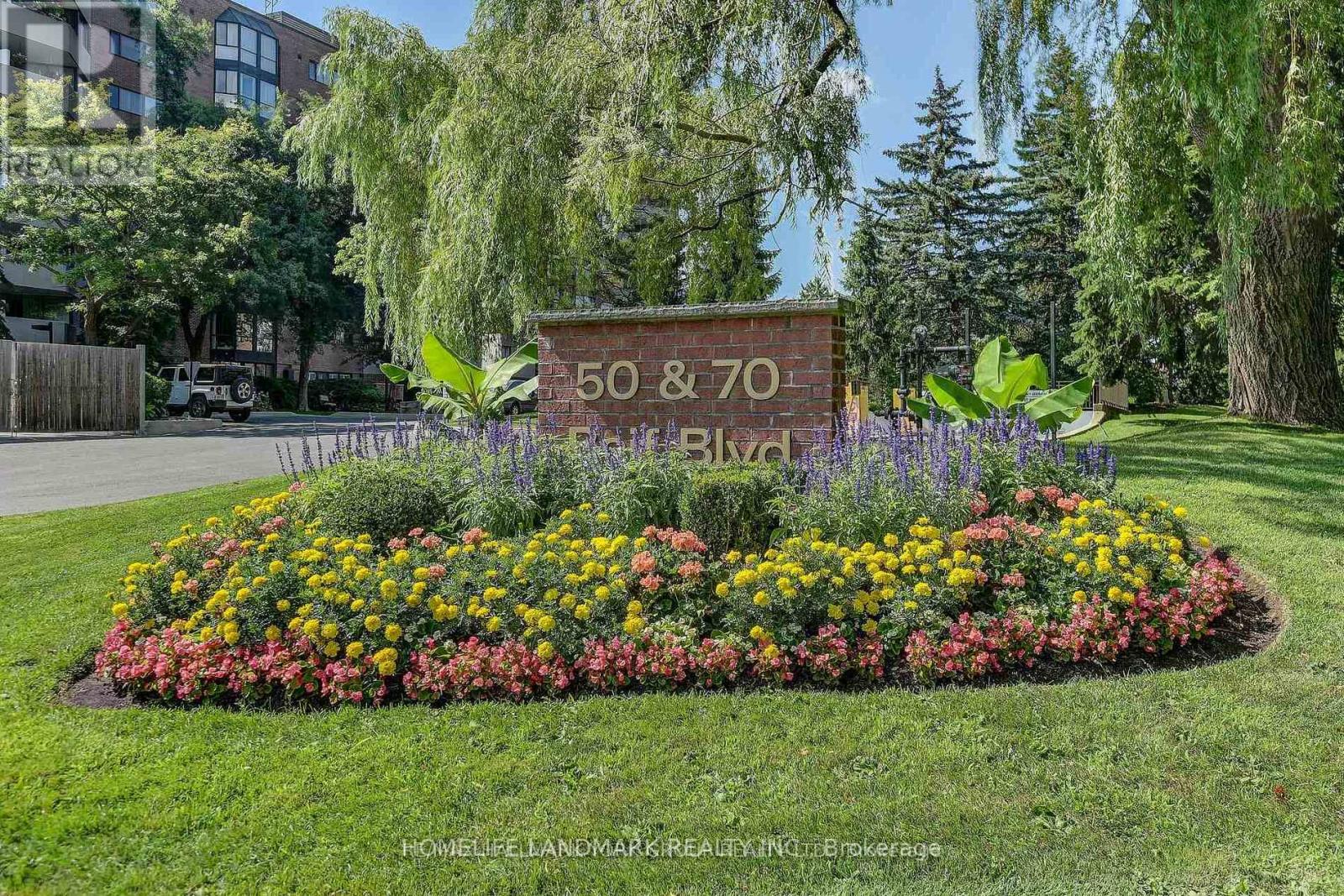 112 - 50 BAIF BOULEVARD, Richmond Hill, Ontario