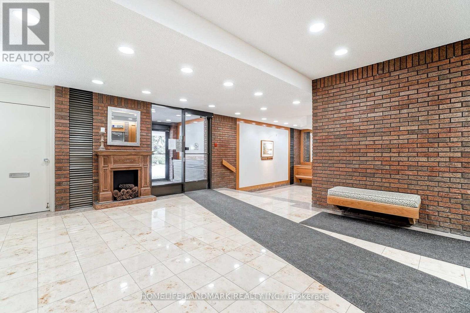 112 - 50 Baif Boulevard, Richmond Hill, Ontario  L4C 5L1 - Photo 3 - N13006354