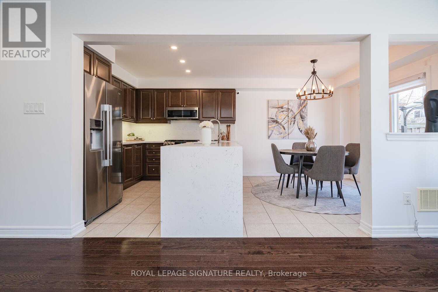 14 Yang Street, Richmond Hill, Ontario  L4E 0M6 - Photo 17 - N13006370